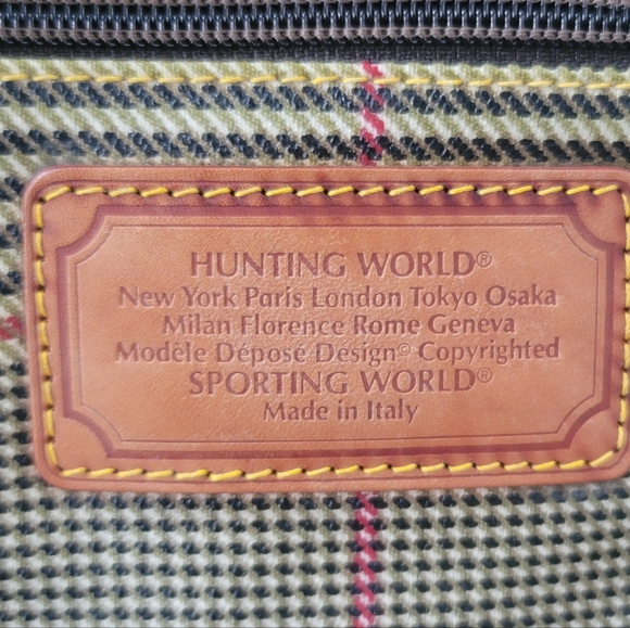 EUC HUNTING WORLD HAND BAG - Picture 6 of 14